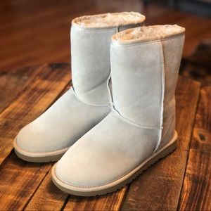 Ugg Womens Classic Boot